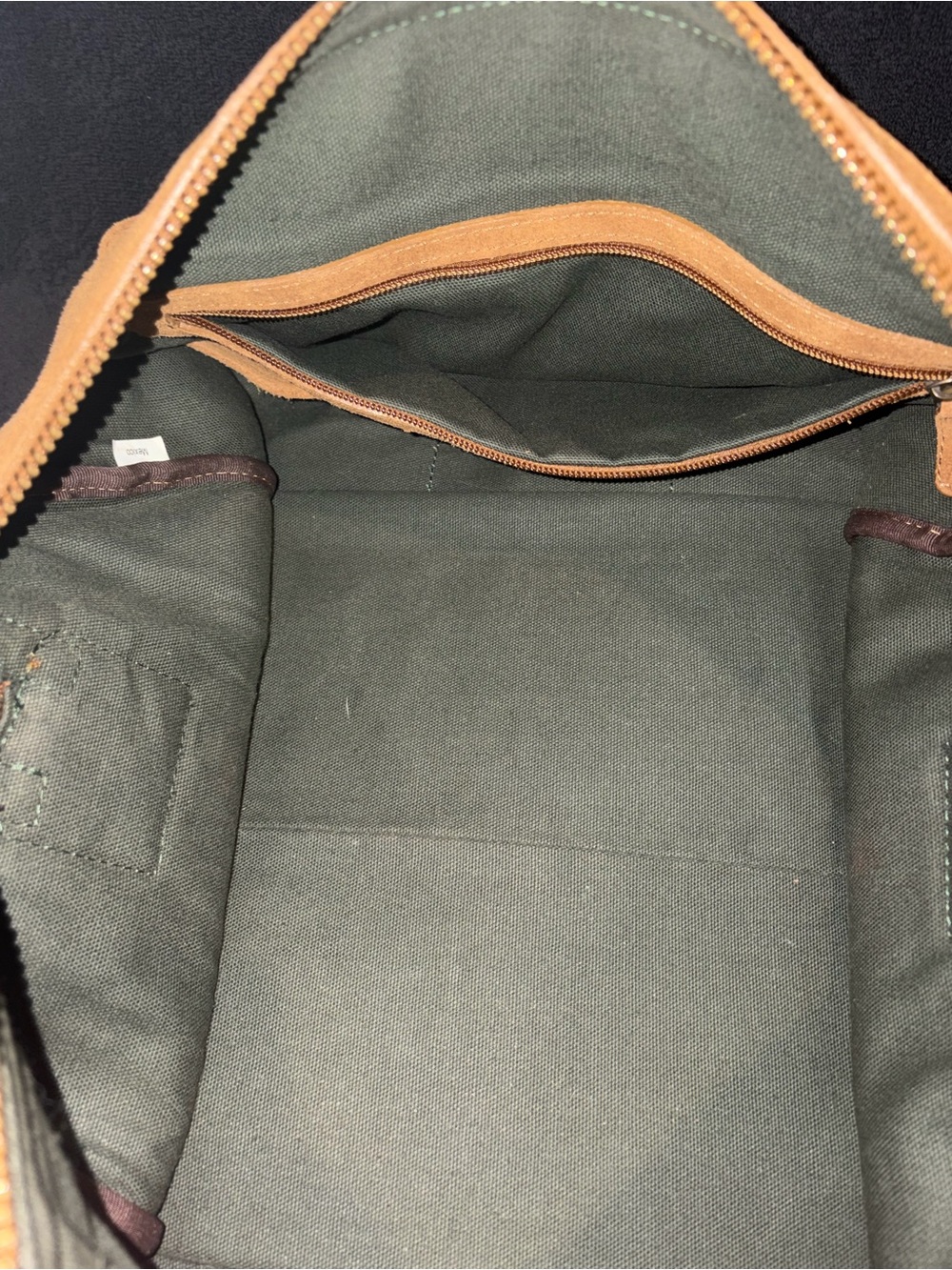 Tecovas Weekender Tan Suede Leather Medium Duffle Bag - Picture 5 of 8